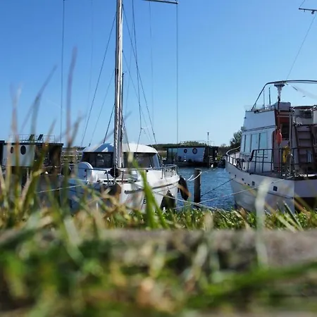 Apartment Hausboote Und